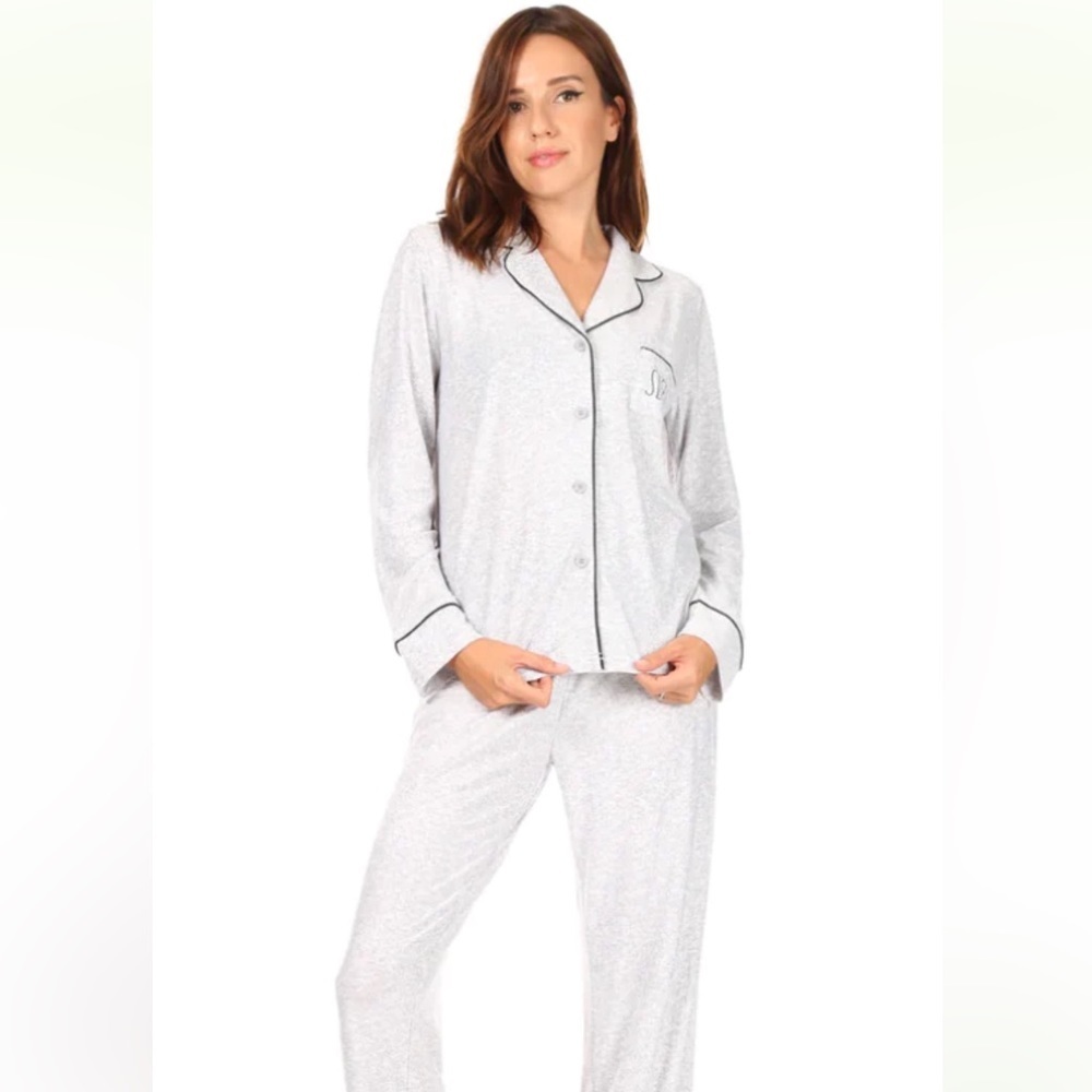 RAE DUNN pajama set